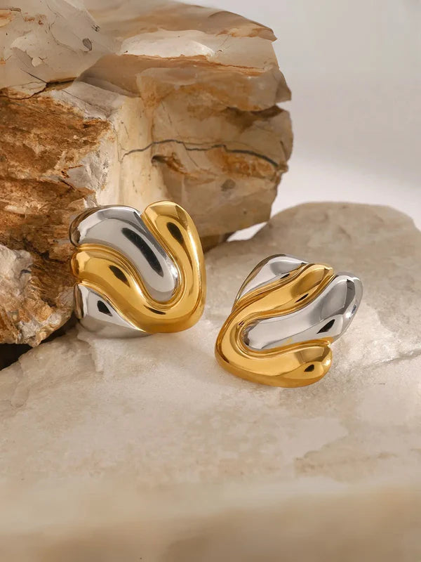 Paloma Earring